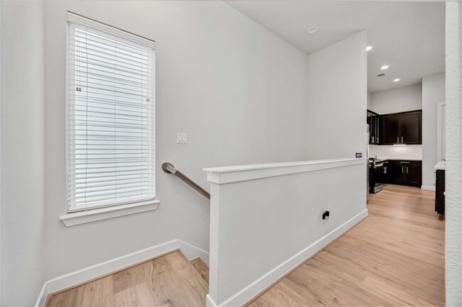 108 Knightsbridge Park Ln