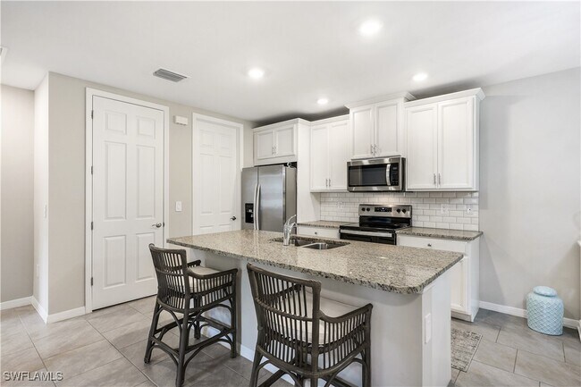 property at 14551 Edgewater Cir