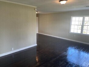 5418 N Masters St in Manvel, TX - Foto de edificio - Building Photo