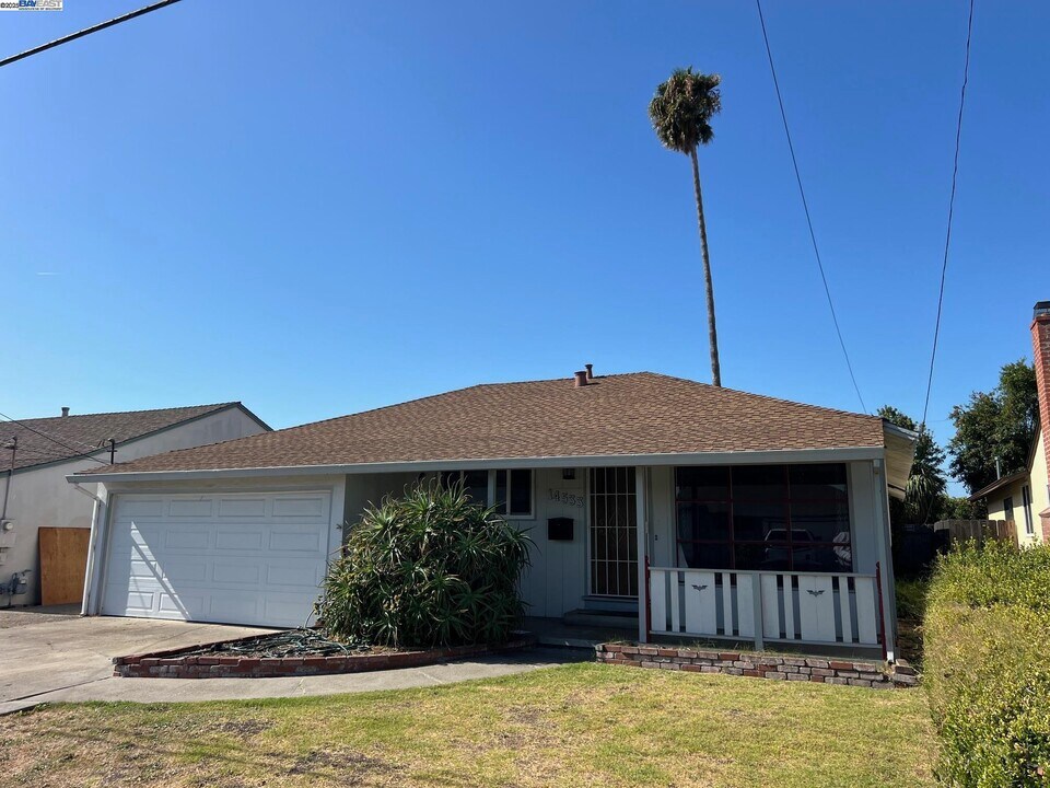 14533 Acacia St in San Leandro, CA - Building Photo