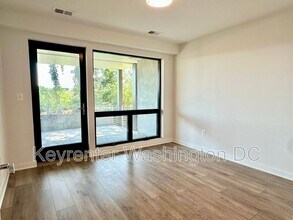 1460 Belmont St NW in Washington, DC - Foto de edificio - Building Photo