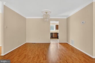 9124 Sweet Spice Ct in Springfield, VA - Building Photo - Building Photo