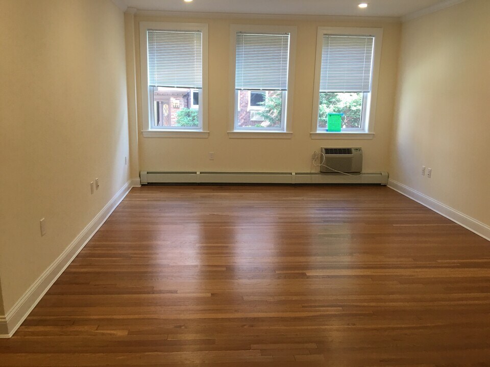 162 Summer St in Somerville, MA - Building Photo