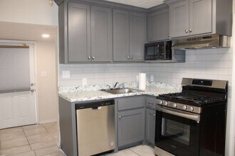 512 Adair Blvd in Midwest City, OK - Foto de edificio - Building Photo