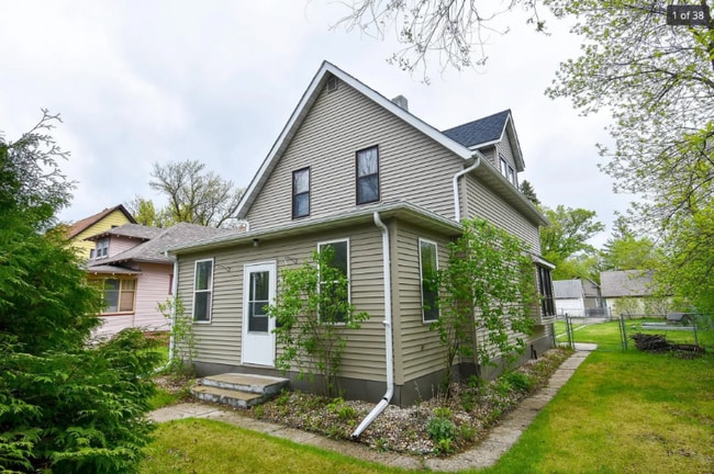 property at 716 Knight Ave N