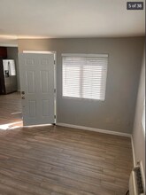 10235 Madrid Way, Unit 125 in Spring Valley, CA - Foto de edificio - Building Photo