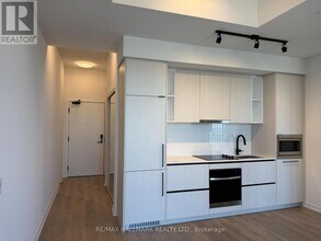 1285 Dupont St in Toronto, ON - Building Photo - Building Photo