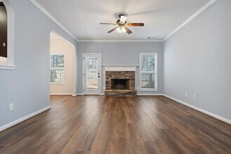 154 Cypress Ct in Canton, GA - Building Photo - Building Photo