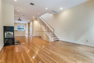 4100 Travis St in Dallas, TX - Building Photo - Building Photo
