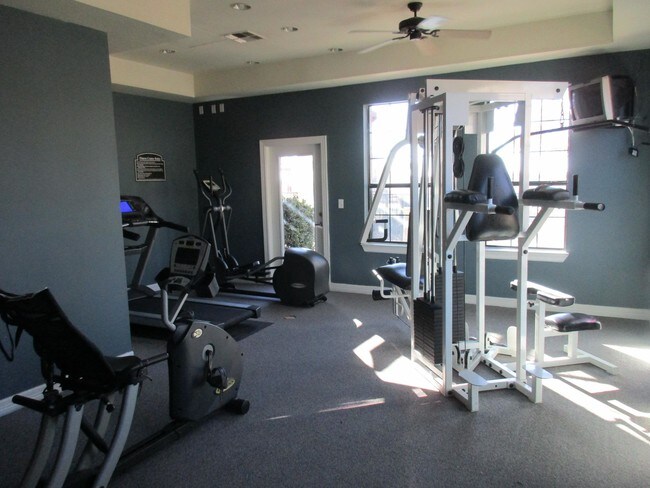 Glenwood Apartments photo'