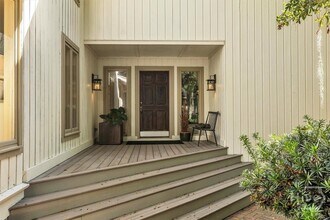 4 Fox Meadow Cir in Savannah, GA - Building Photo - Building Photo