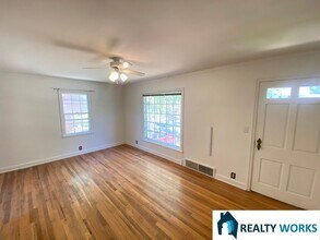 1439 Cheyenne St in Lincoln, NE - Building Photo - Building Photo