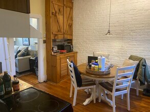 68 Myrtle St, Unit 1 in Boston, MA - Building Photo - Building Photo