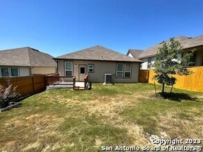 464 Salz Wy in San Antonio, TX - Building Photo - Building Photo