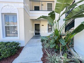 8818 Grand Palms Cir in Kissimmee, FL - Building Photo - Building Photo