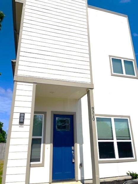 9310 Coffee St in Houston, TX - Building Photo