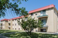 Skaff Apartments Moorhead photo'