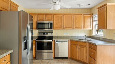 6925 Weirton Pl in Charlotte, NC - Building Photo - Building Photo