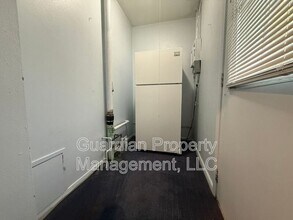 5008 Valley Ln in St. Joseph, MO - Building Photo - Building Photo