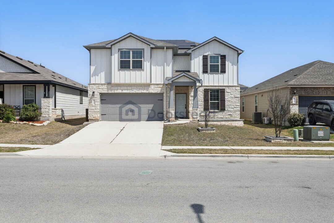 180 Green Egret Way in Leander, TX - Building Photo