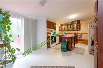 52 Clear View Run Dr in Hendersonville, NC - Building Photo - Building Photo