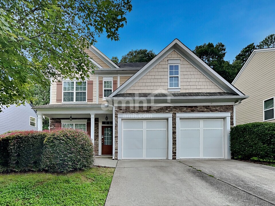 1002 Gather Dr in Lawrenceville, GA - Foto de edificio