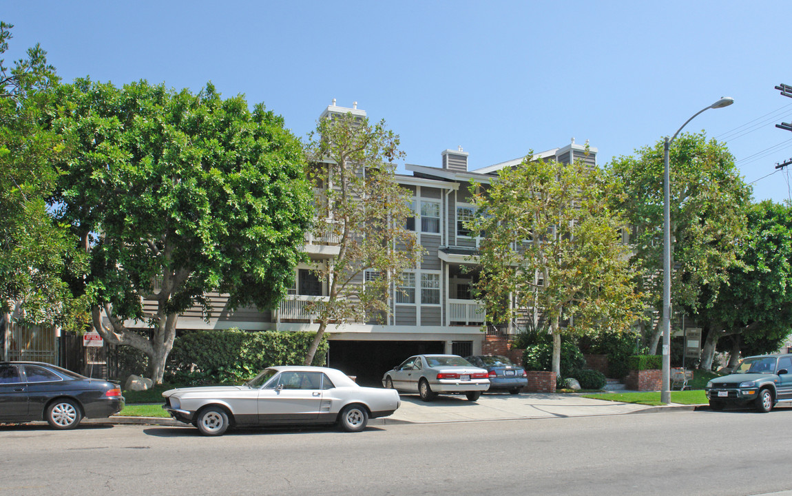 3768 Bagley Ave in Los Angeles, CA - Building Photo