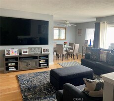 803 W Fletcher Ave, Unit 205 in Orange, CA - Building Photo