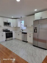 255 Ohio Ave in Providence, RI - Building Photo - Building Photo