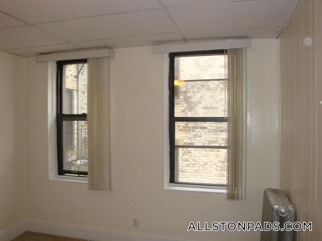 439 Cambridge St in Boston, MA - Foto de edificio - Building Photo