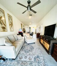 551 Big Tree Wy in Orange Park, FL - Building Photo - Building Photo