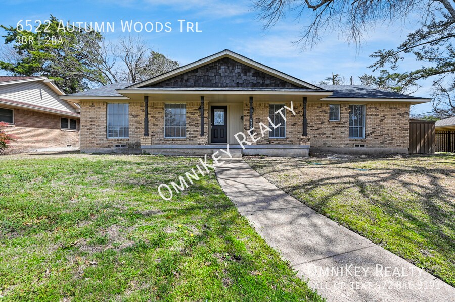 6522 Autumn Woods Trail in Dallas, TX - Building Photo