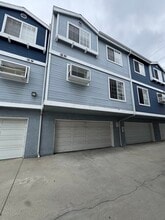 17042 Downey Ave, Unit D in Bellflower, CA - Building Photo - Building Photo