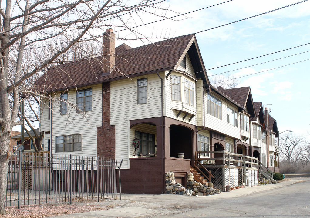 116-118 E 27th St in Indianapolis, IN - Building Photo