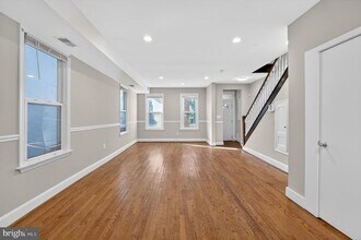 3309 Martin Luther King Jr Ave SE in Washington, DC - Building Photo - Building Photo