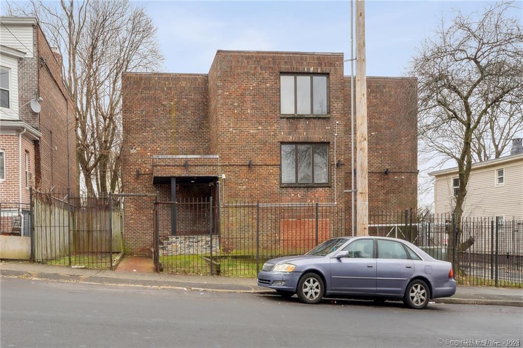 1150 Ogden St Ext in Bridgeport, CT - Building Photo