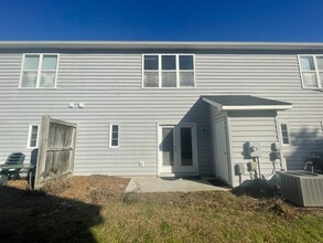 321 S Kerr Ave in Wilmington, NC - Building Photo - Building Photo