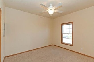 4510 Twain Cir in Ames, IA - Building Photo - Building Photo