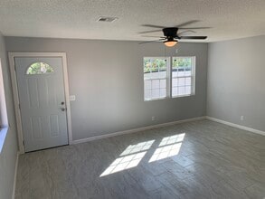 1016 N Roosevelt Ave, Unit 1016 in Sand Springs, OK - Building Photo - Building Photo