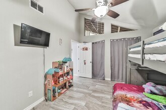 10811 Kirktown Dr in Houston, TX - Building Photo - Building Photo