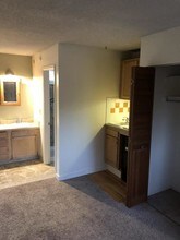 2295 Goss Cir E-Unit -7 in Boulder, CO - Building Photo - Building Photo