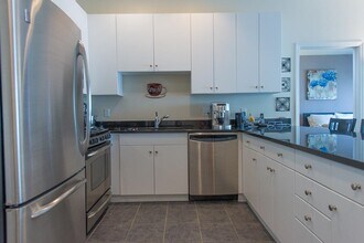 1200 Grand St in Hoboken, NJ - Building Photo - Building Photo