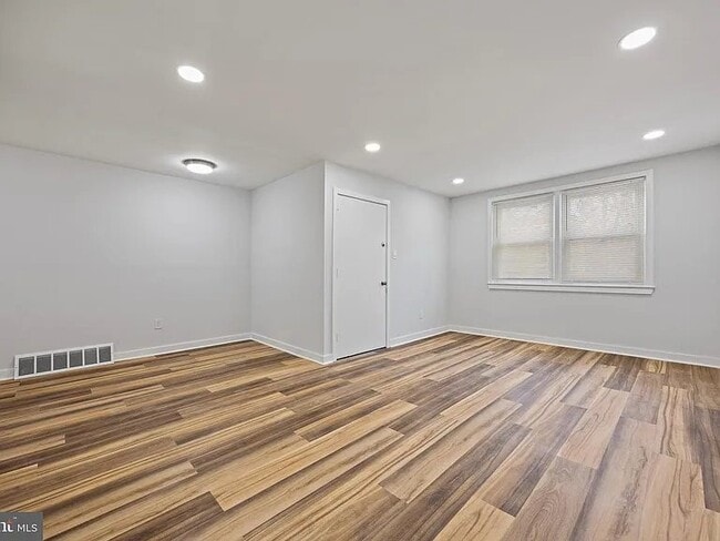 7028 Valley Ave, Unit # 1 in Philadelphia, PA - Building Photo - Building Photo