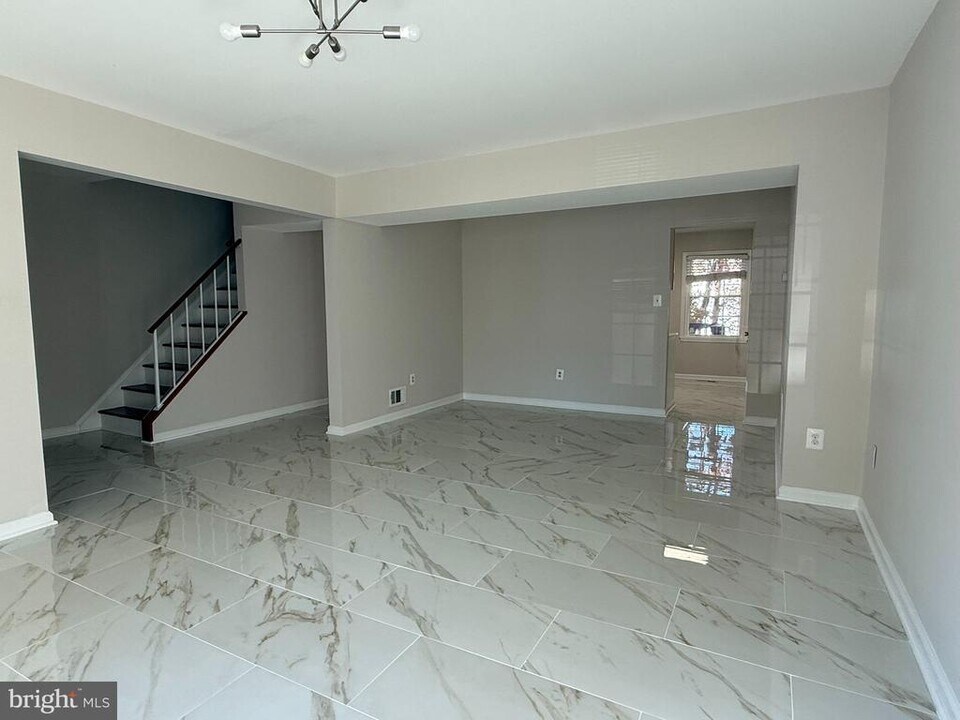 3875 Bradwater St in Fairfax, VA - Building Photo