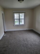 4420 8th Ave in Rock Island, IL - Foto de edificio - Building Photo