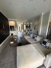 2150 Quail Roost Dr in Weston, FL - Building Photo - Building Photo