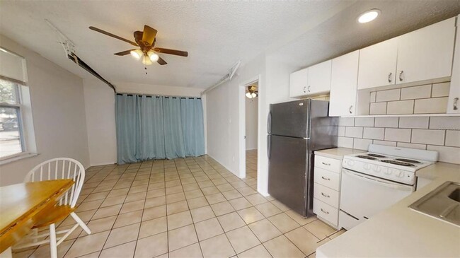5000 3rd Ave N in St. Petersburg, FL - Building Photo - Building Photo