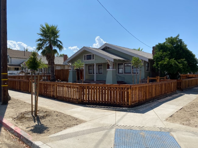 101 E Kimball Ave