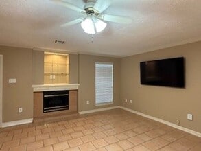 4 Laura Dr in Hammond, LA - Foto de edificio - Building Photo