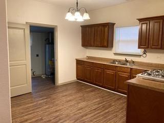 1006 W Chestnut St in Denison, TX - Building Photo - Building Photo
